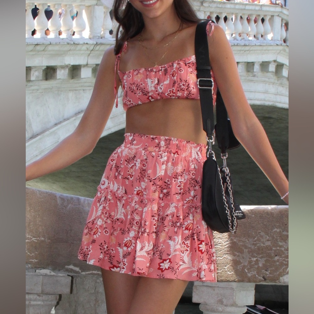 Hello Molly Coral Floral Set